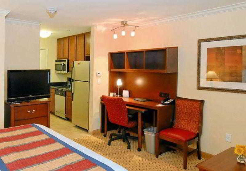 Towneplace Suites Houston North/Shenandoah Εξωτερικό φωτογραφία